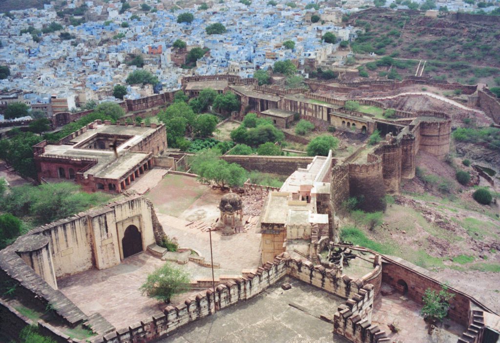 1995_India_177-scaled