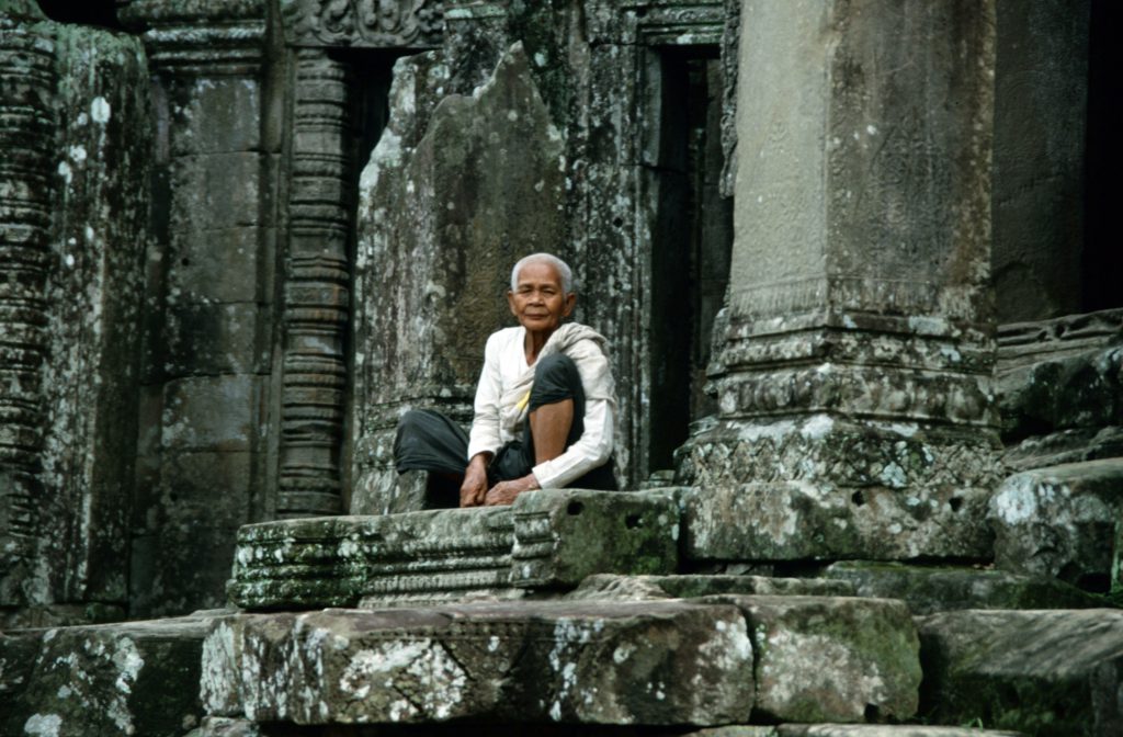 2000_12_Cambodia_044