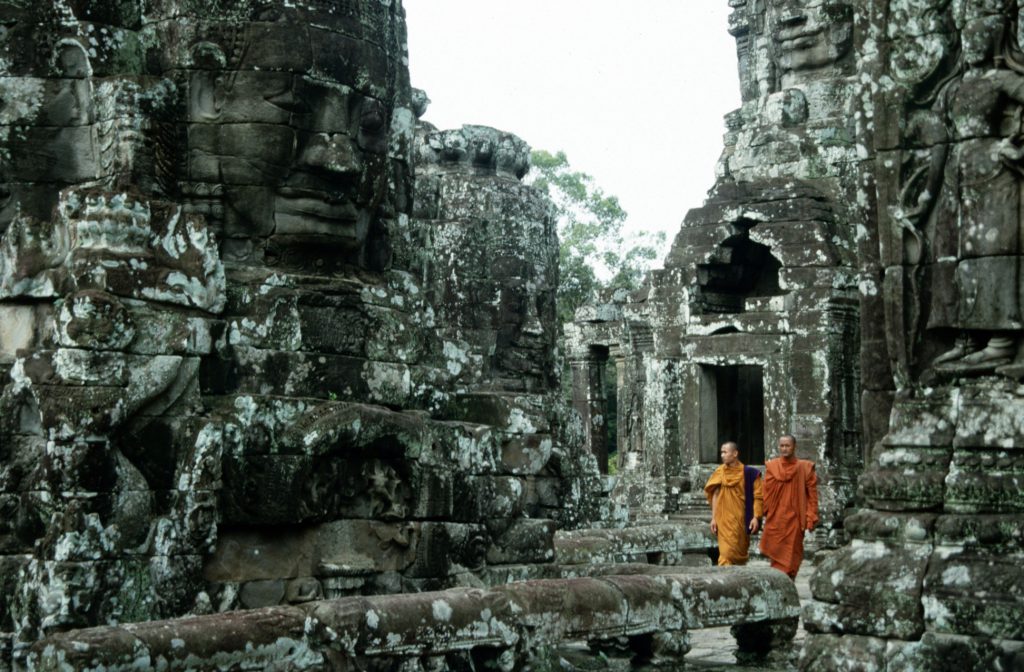 2000_12_Cambodia_046