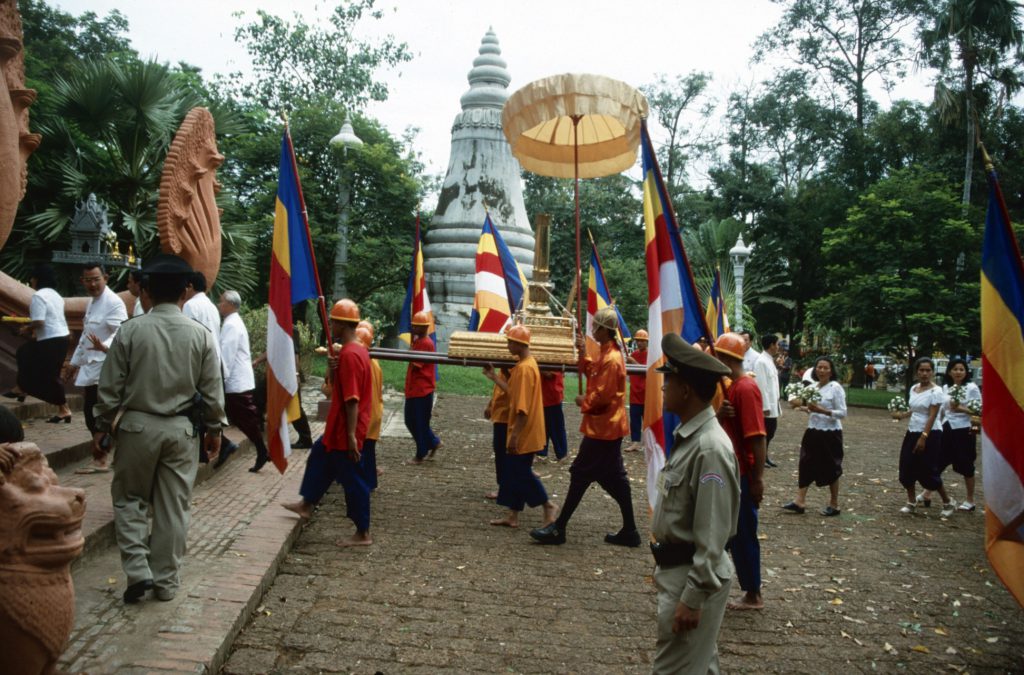 2000_12_Cambodia_128
