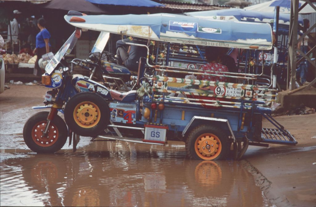 2000_13_Laos_001