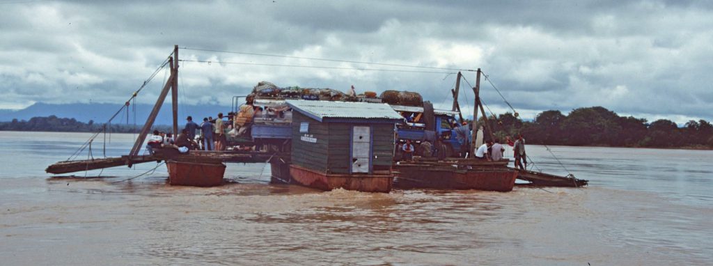 2000_13_Laos_038