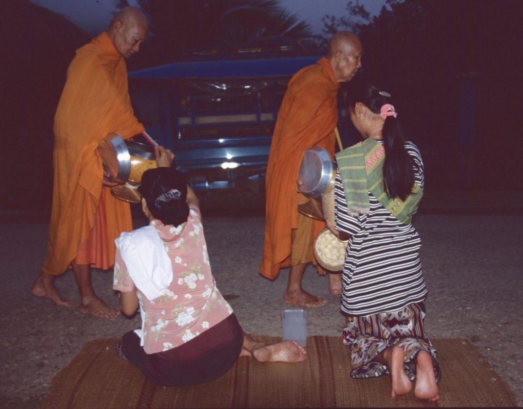 2000_13_Laos_061