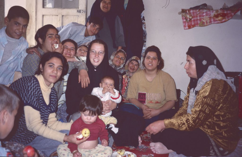 2000_16_Iran_090