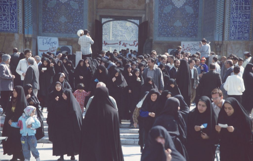 2000_16_Iran_109