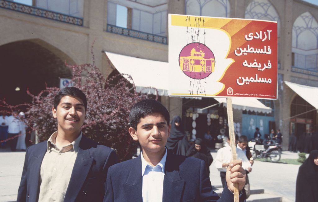 2000_16_Iran_126