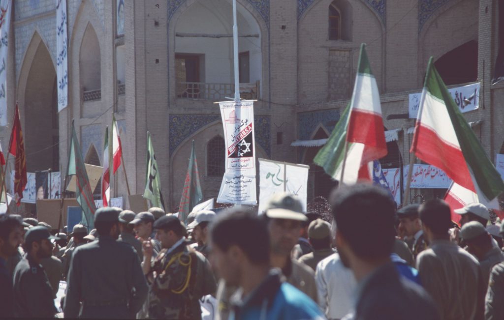 2000_16_Iran_131