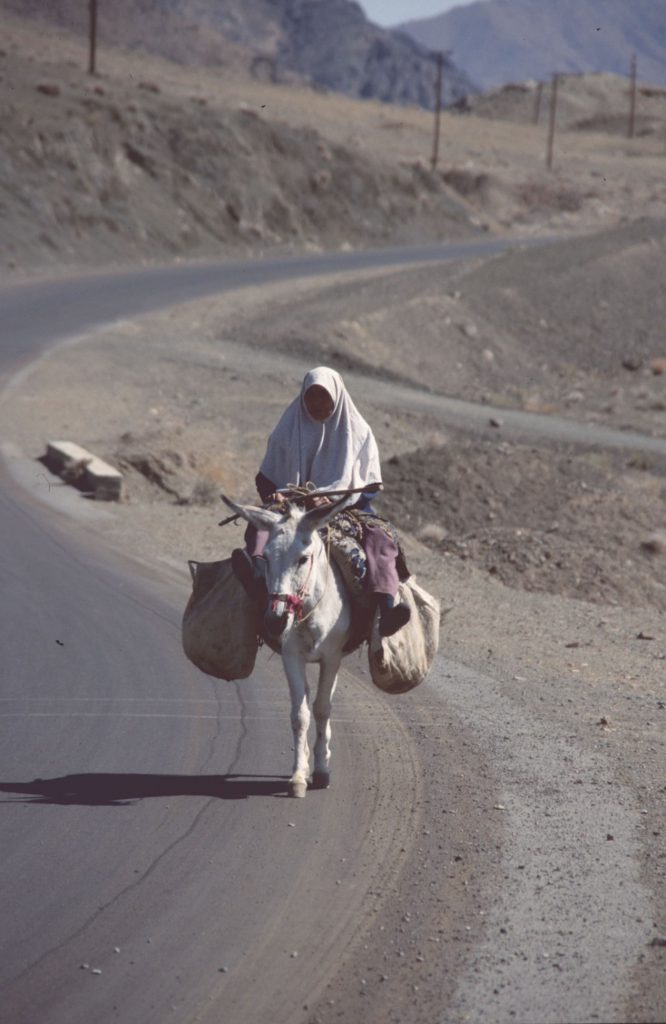 2000_16_Iran_189