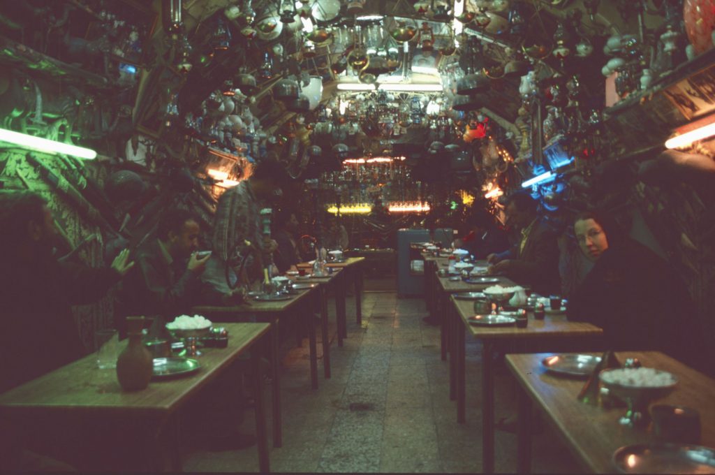 2000_16_Iran_200