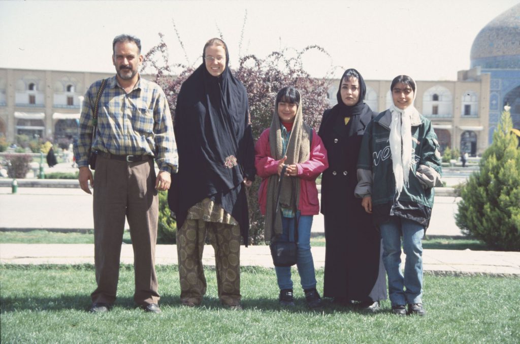 2000_16_Iran_212